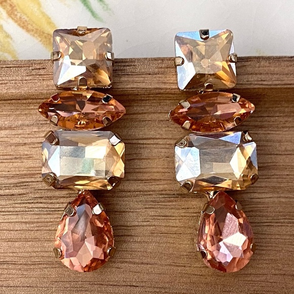 ✨Zara Laurino Crystal Champagne Drop Earrings - Picture 5 of 5
